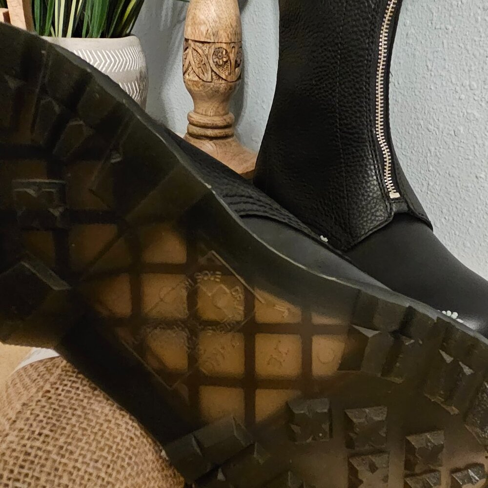 Dr. Martens Black Leather Front-Zip Platform Boots - Picture 10 of 15